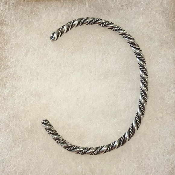 VINTAGE Sterling Silver Twisted Cuff Bangle Bracelet - Picture 4 of 10